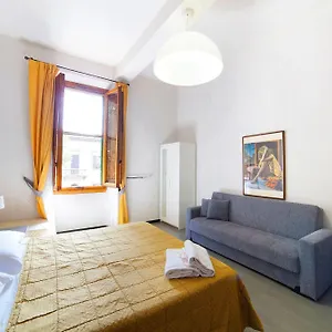 3* Alojamento de Acomodação e Pequeno-almoço Melody House