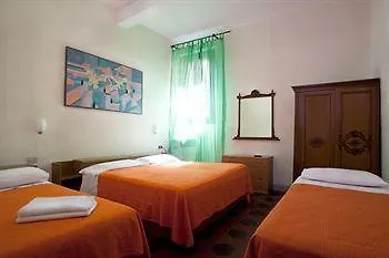 לינה וארוחת בוקר פירנצה Soggiorno Santa Reparata